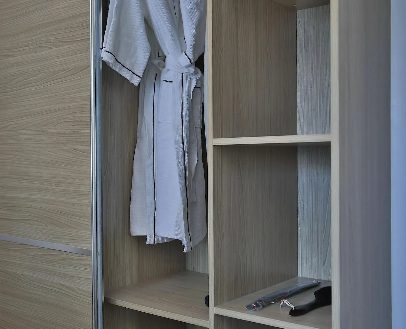 Valero Grand Suites By Swiss-Belhotel Makati City